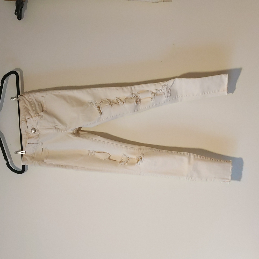 Cream Ripped Jeans